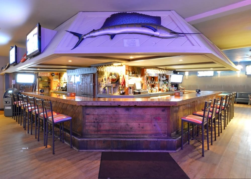 The Tidewater Tavern Solana Beach